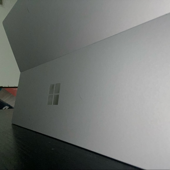Microsoft Surface Pro 7 - Picture 4 of 6